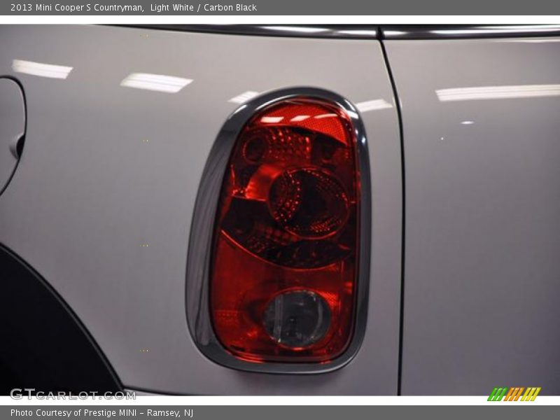 Light White / Carbon Black 2013 Mini Cooper S Countryman