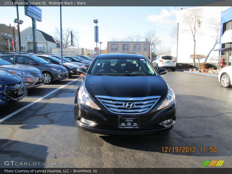 Midnight Black / Black 2011 Hyundai Sonata SE