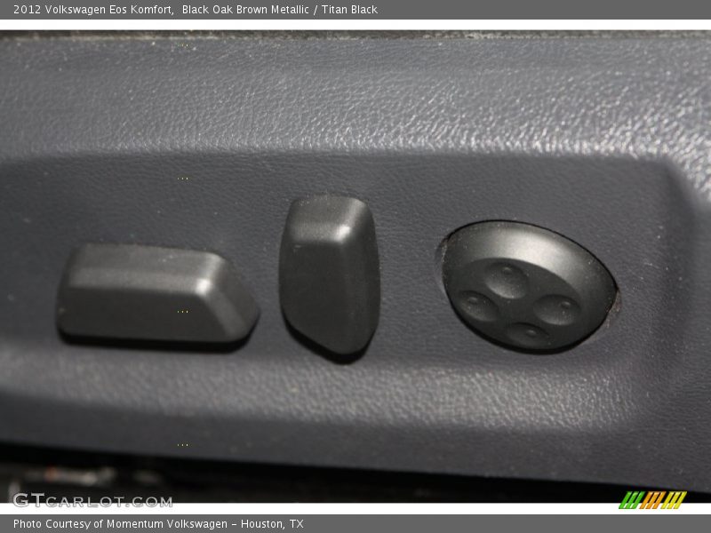 Black Oak Brown Metallic / Titan Black 2012 Volkswagen Eos Komfort