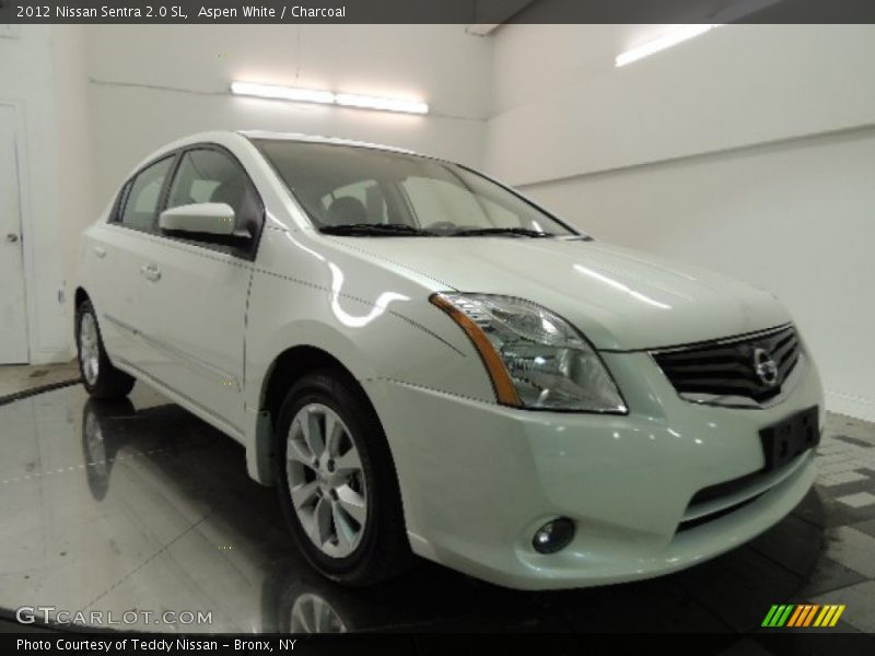 Aspen White / Charcoal 2012 Nissan Sentra 2.0 SL