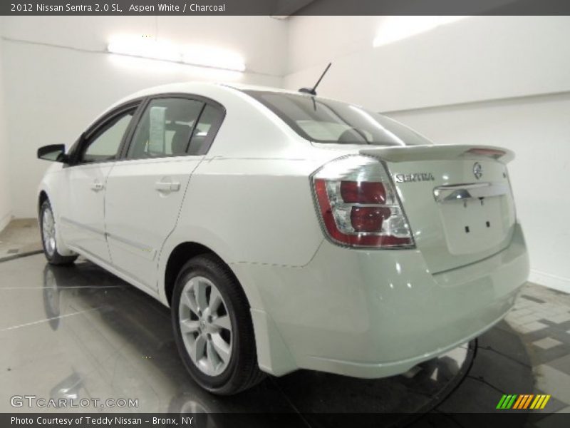 Aspen White / Charcoal 2012 Nissan Sentra 2.0 SL