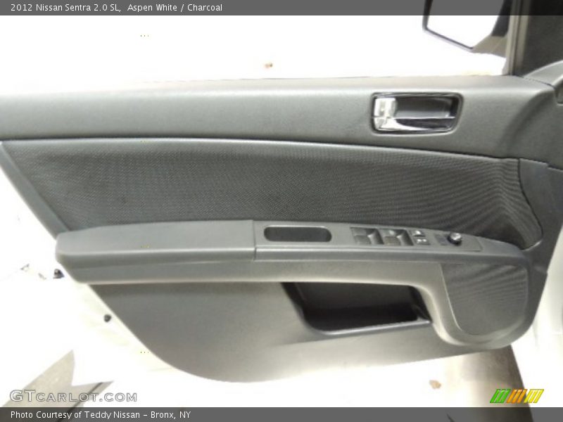 Aspen White / Charcoal 2012 Nissan Sentra 2.0 SL