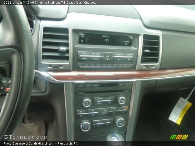 White Platinum Tri-Coat / Dark Charcoal 2011 Lincoln MKZ AWD
