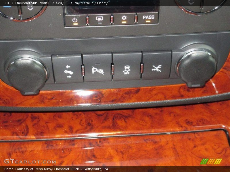 Blue Ray Metallic / Ebony 2013 Chevrolet Suburban LTZ 4x4