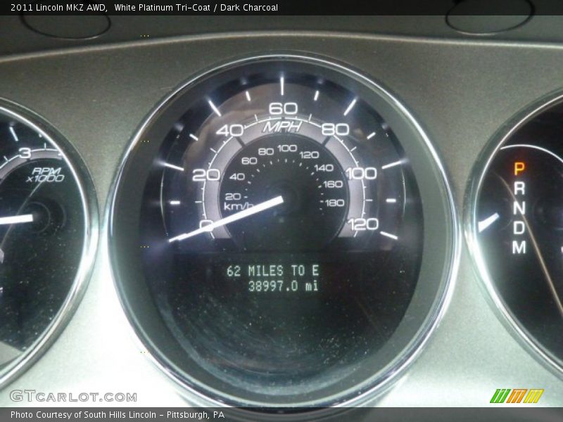 White Platinum Tri-Coat / Dark Charcoal 2011 Lincoln MKZ AWD