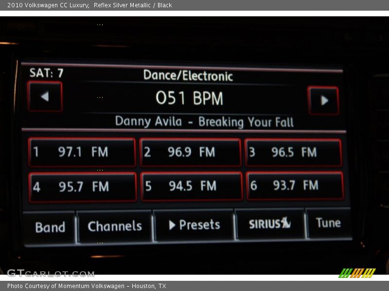 Reflex Silver Metallic / Black 2010 Volkswagen CC Luxury