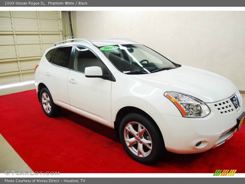 Phantom White / Black 2009 Nissan Rogue SL