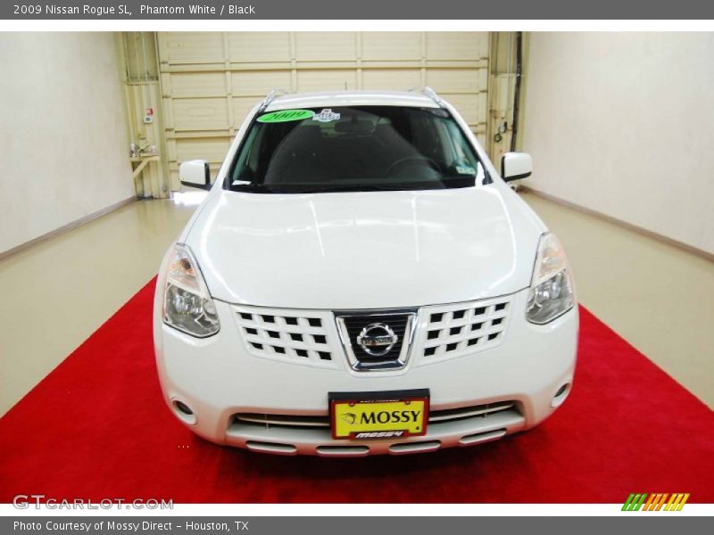 Phantom White / Black 2009 Nissan Rogue SL