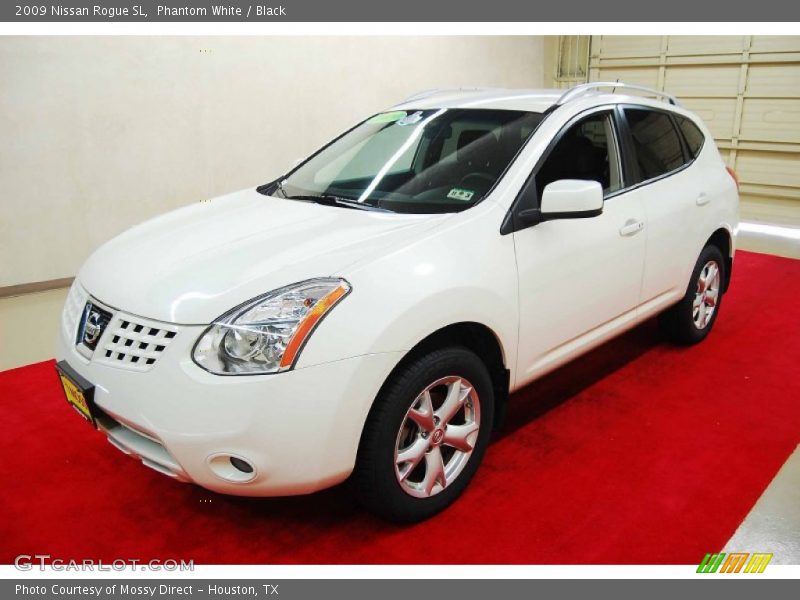 Phantom White / Black 2009 Nissan Rogue SL