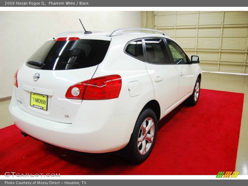Phantom White / Black 2009 Nissan Rogue SL