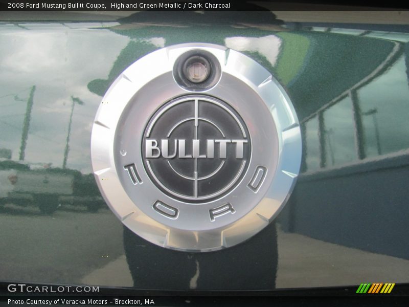 Bullitt Ford Faux gascap - 2008 Ford Mustang Bullitt Coupe