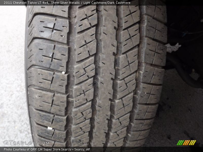 Sheer Silver Metallic / Light Cashmere/Dark Cashmere 2011 Chevrolet Tahoe LT 4x4