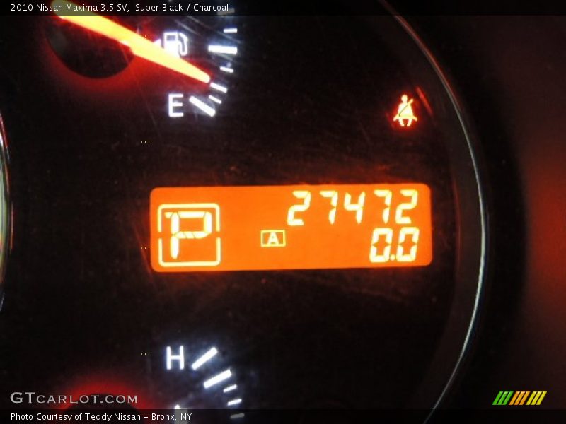 Super Black / Charcoal 2010 Nissan Maxima 3.5 SV