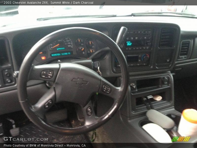 Summit White / Dark Charcoal 2003 Chevrolet Avalanche Z66