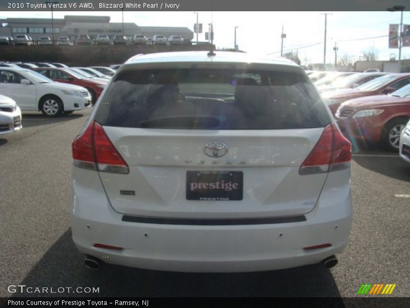 Blizzard White Pearl / Ivory 2010 Toyota Venza V6 AWD