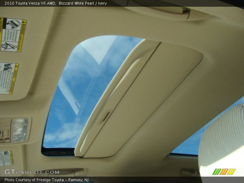 Blizzard White Pearl / Ivory 2010 Toyota Venza V6 AWD