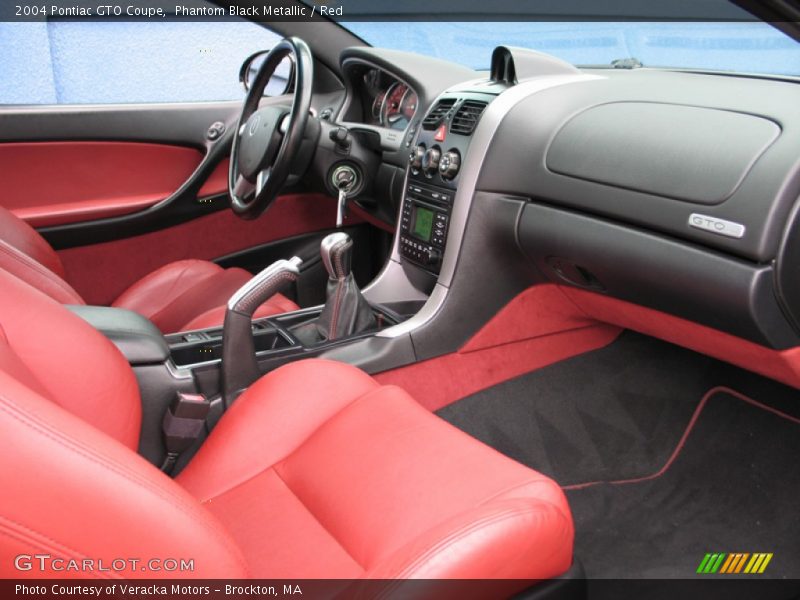 Phantom Black Metallic / Red 2004 Pontiac GTO Coupe