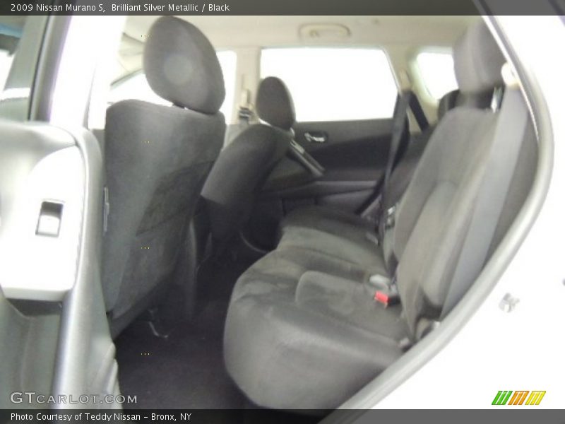Brilliant Silver Metallic / Black 2009 Nissan Murano S