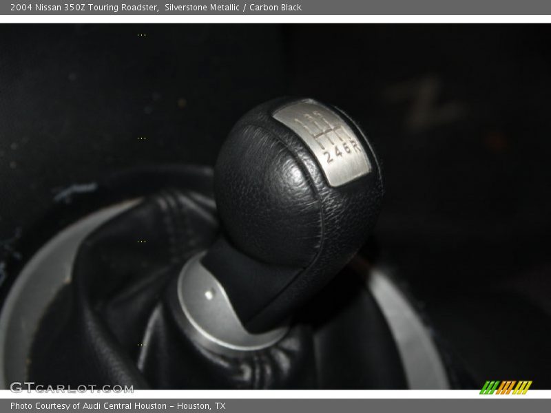 Silverstone Metallic / Carbon Black 2004 Nissan 350Z Touring Roadster