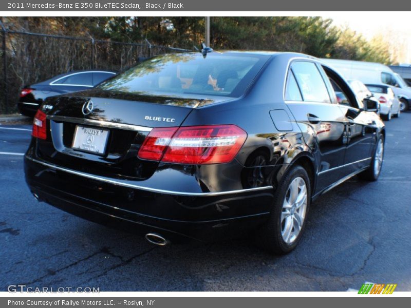 Black / Black 2011 Mercedes-Benz E 350 BlueTEC Sedan