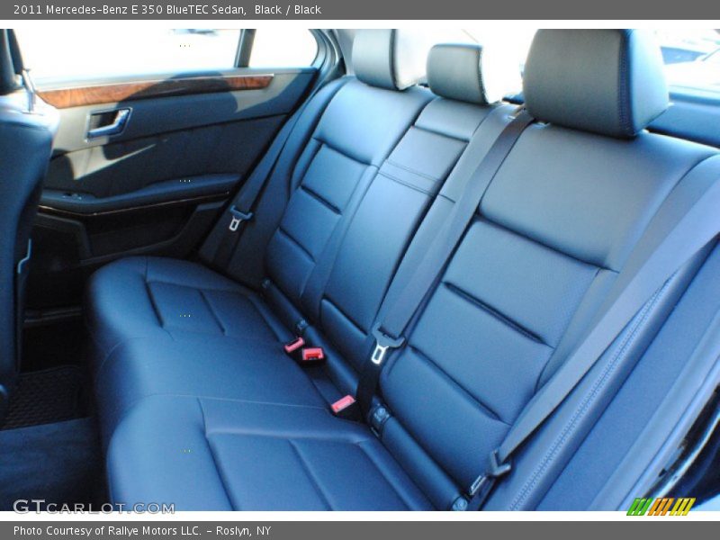 Black / Black 2011 Mercedes-Benz E 350 BlueTEC Sedan
