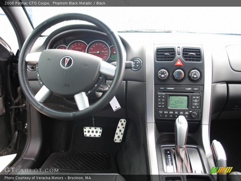 Dashboard of 2006 GTO Coupe