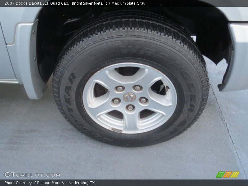 Bright Silver Metallic / Medium Slate Gray 2007 Dodge Dakota SLT Quad Cab