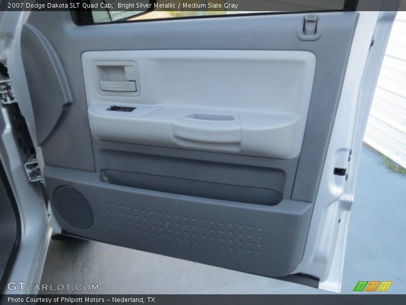Bright Silver Metallic / Medium Slate Gray 2007 Dodge Dakota SLT Quad Cab