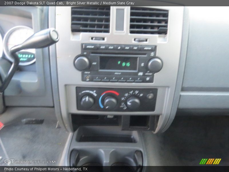 Bright Silver Metallic / Medium Slate Gray 2007 Dodge Dakota SLT Quad Cab