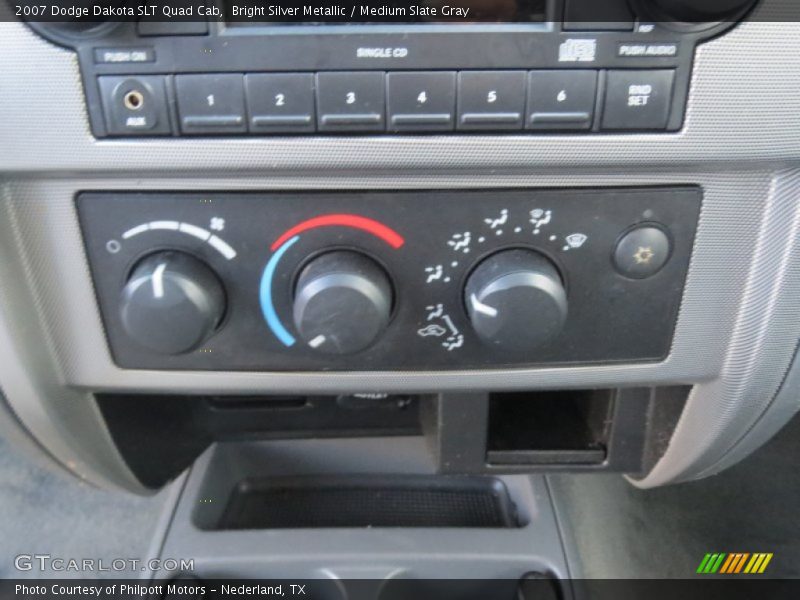 Bright Silver Metallic / Medium Slate Gray 2007 Dodge Dakota SLT Quad Cab