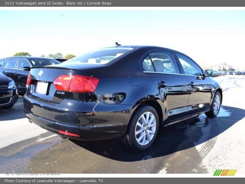Black Uni / Cornsilk Beige 2013 Volkswagen Jetta SE Sedan