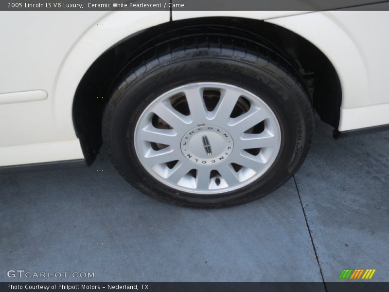 Ceramic White Pearlescent / Camel 2005 Lincoln LS V6 Luxury