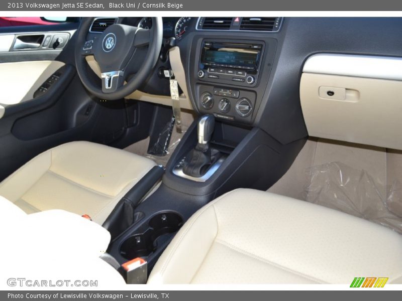 Black Uni / Cornsilk Beige 2013 Volkswagen Jetta SE Sedan