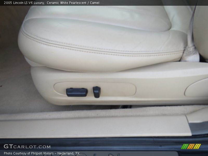 Ceramic White Pearlescent / Camel 2005 Lincoln LS V6 Luxury