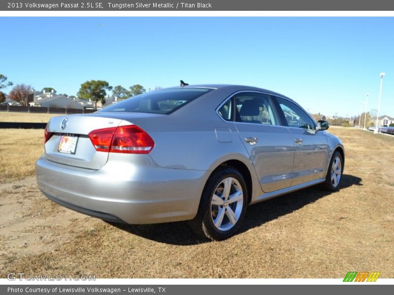 Tungsten Silver Metallic / Titan Black 2013 Volkswagen Passat 2.5L SE