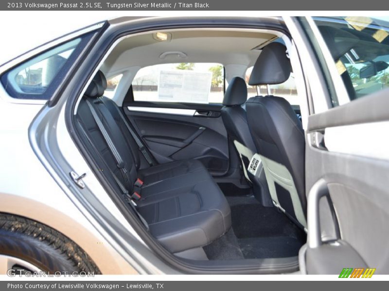 Tungsten Silver Metallic / Titan Black 2013 Volkswagen Passat 2.5L SE