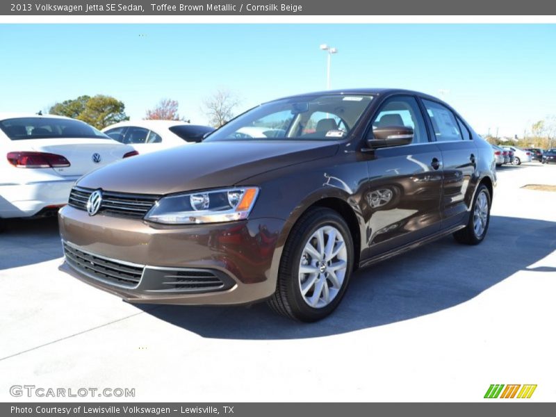Toffee Brown Metallic / Cornsilk Beige 2013 Volkswagen Jetta SE Sedan