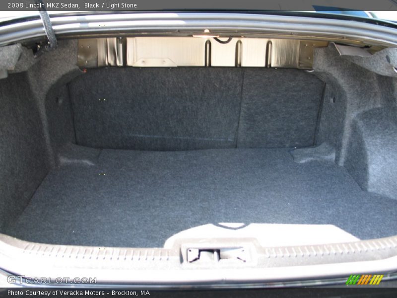  2008 MKZ Sedan Trunk