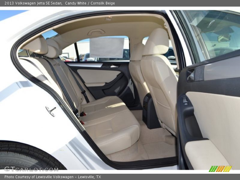 Candy White / Cornsilk Beige 2013 Volkswagen Jetta SE Sedan