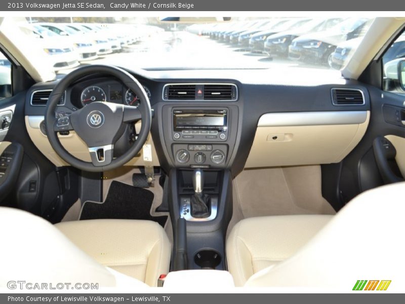 Candy White / Cornsilk Beige 2013 Volkswagen Jetta SE Sedan