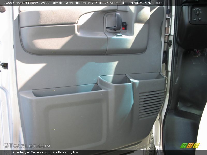 Galaxy Silver Metallic / Medium Dark Pewter 2006 Chevrolet Express 2500 Extended Wheelchair Access
