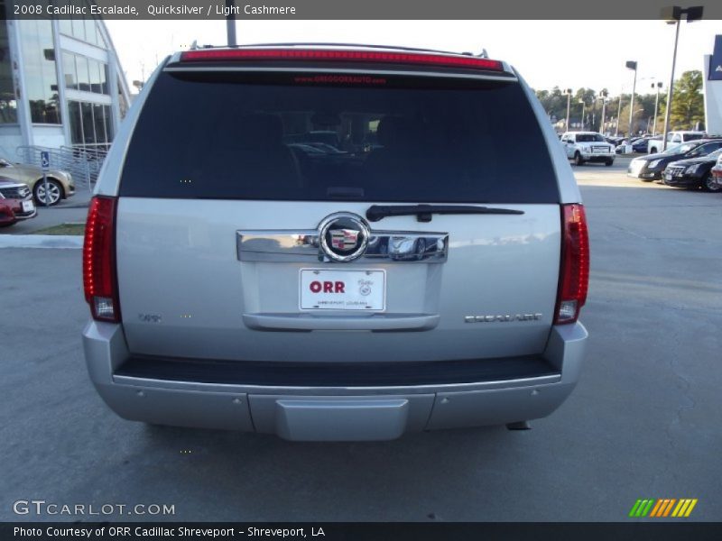 Quicksilver / Light Cashmere 2008 Cadillac Escalade