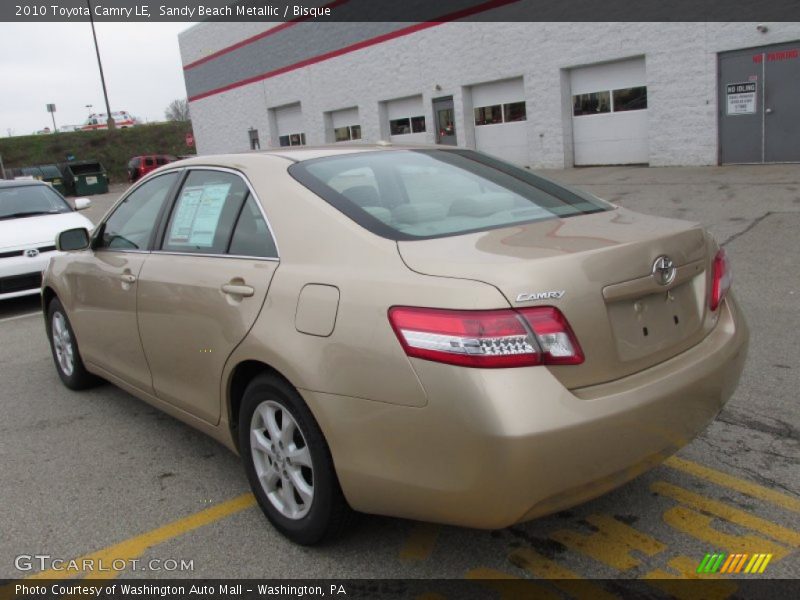 Sandy Beach Metallic / Bisque 2010 Toyota Camry LE