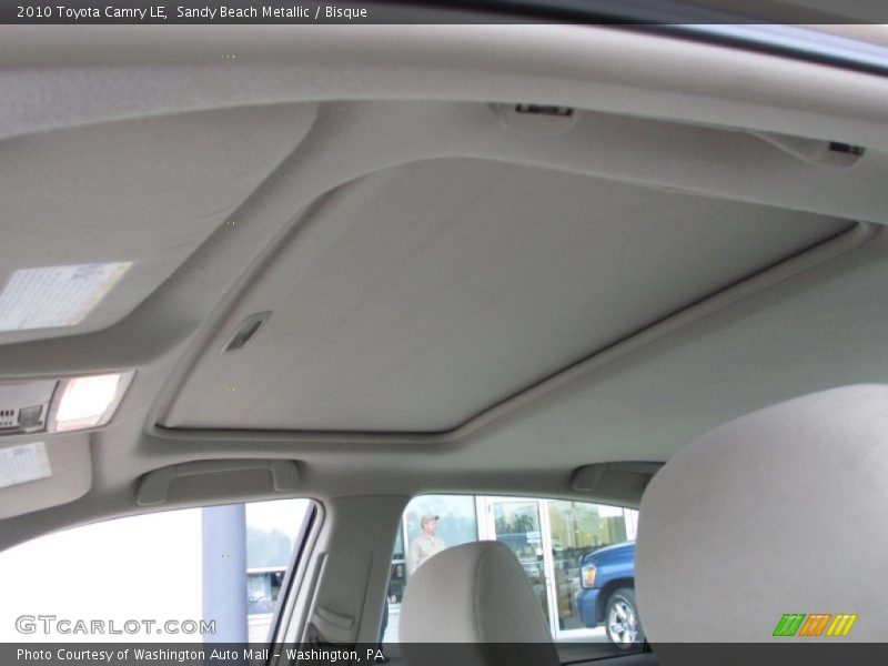 Sandy Beach Metallic / Bisque 2010 Toyota Camry LE