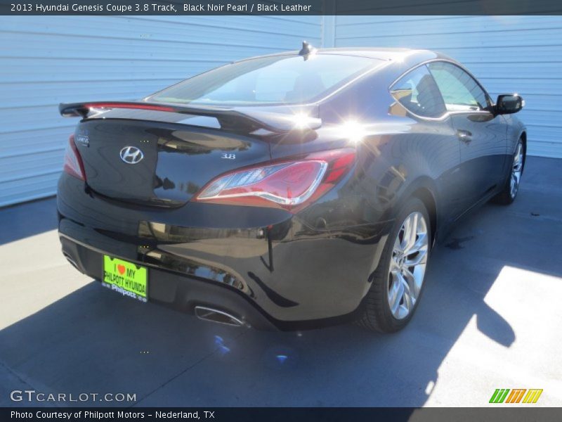 Black Noir Pearl / Black Leather 2013 Hyundai Genesis Coupe 3.8 Track