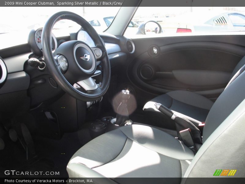 Sparkling Silver Metallic / Black/Grey 2009 Mini Cooper Clubman