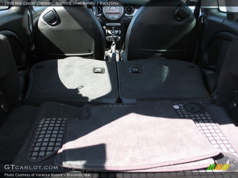 Sparkling Silver Metallic / Black/Grey 2009 Mini Cooper Clubman