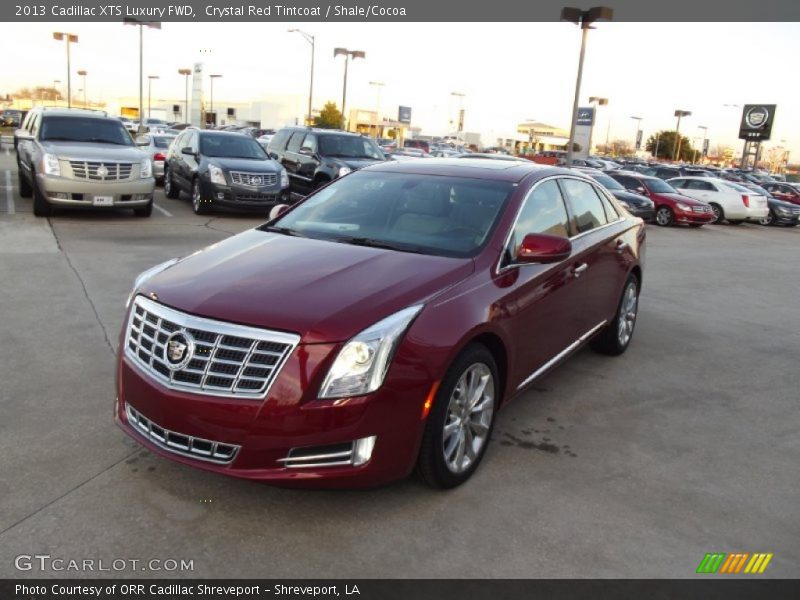 Front 3/4 View of 2013 XTS Luxury FWD