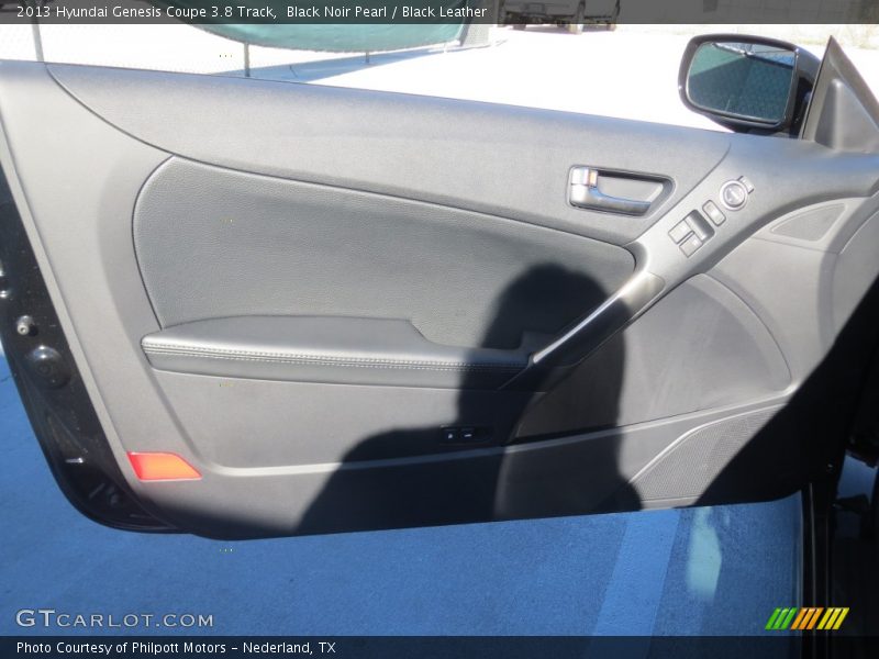 Black Noir Pearl / Black Leather 2013 Hyundai Genesis Coupe 3.8 Track