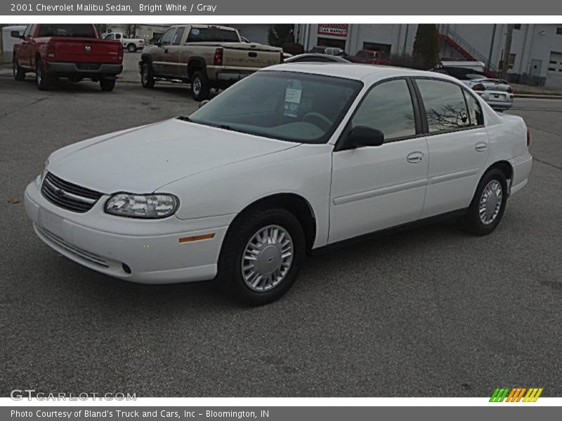 Bright White / Gray 2001 Chevrolet Malibu Sedan